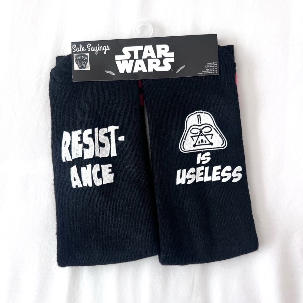 NEW Star Wars Darth Vader Socks